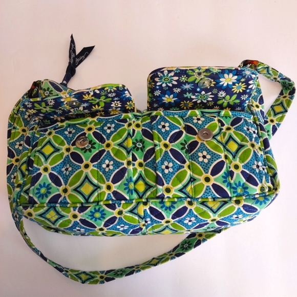 Vera Bradley Crossbody Bag Daisy Daisy - Picture 7 of 14